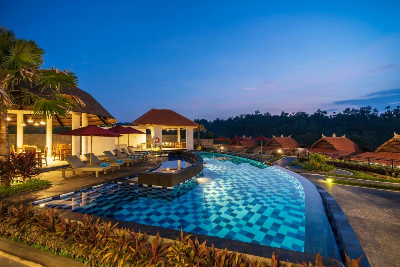 Star Semabu Resort Toyapakeh Екстер'єр фото